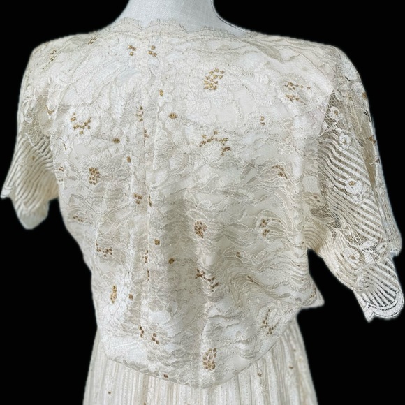 ISABELLE GERHART HOUSTON | 14 | BECKY BISOULIS Ivory Gold Lace Vtg Wedding Dress - Picture 1 of 16